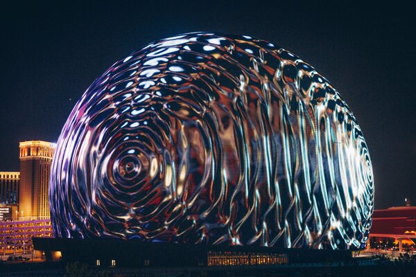 Photos: Sphere in Las Vegas Illuminates Entire Exterior For The First Time Image