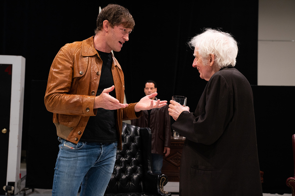 Photos: In Rehearsal For NO MAN'S LAND At Steppenwolf Theatre Company Image