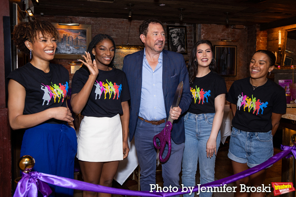 Photos: SIX Queens Raise a Glass at Bond 45's New Queen's Corner Image
