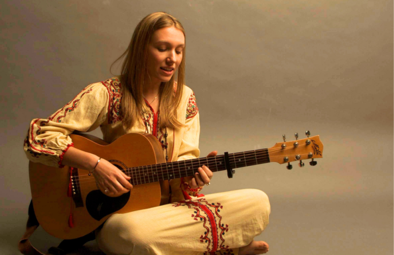 Interview: Rainee Blake Talks Her Award-Winning Play And Performance In TAKE ME AS I AM: A JONI MITCHELL TRIBUTE Image