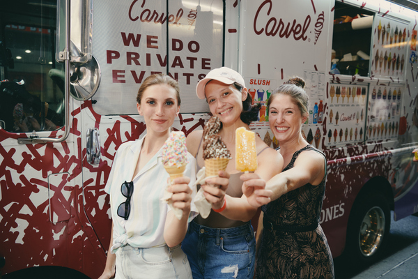 Photos: FUNNY GIRL Celebrates 500 Broadway Performances With A Visit From Carvel! Image