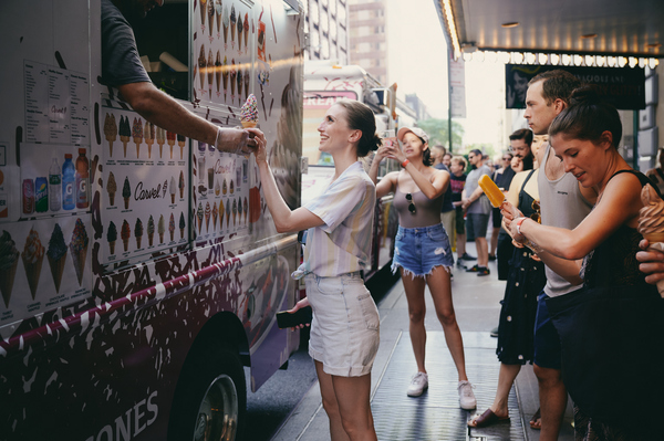 Photos: FUNNY GIRL Celebrates 500 Broadway Performances With A Visit From Carvel! Image