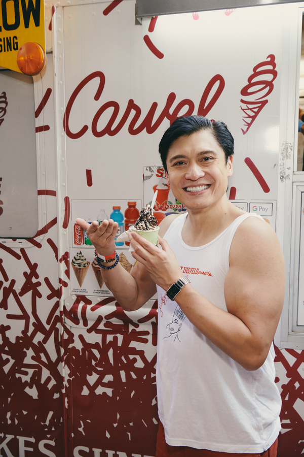 Photos: FUNNY GIRL Celebrates 500 Broadway Performances With A Visit From Carvel! Image