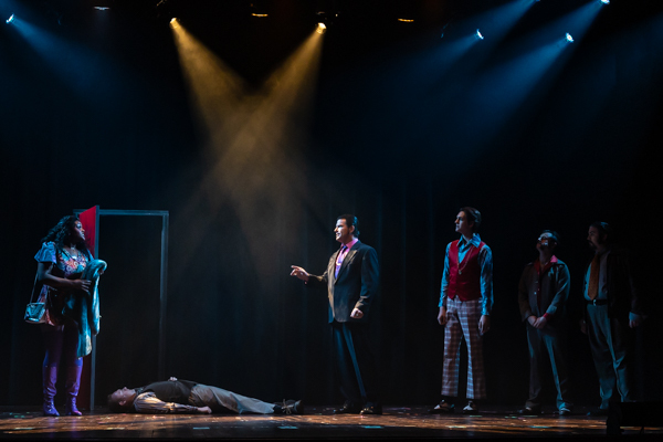 Photos: First Look at MTVarts' SISTER ACT Image