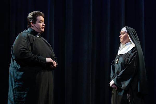 Photos: First Look at MTVarts' SISTER ACT Image