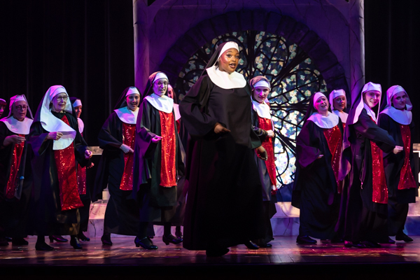 Photos: First Look at MTVarts' SISTER ACT Image