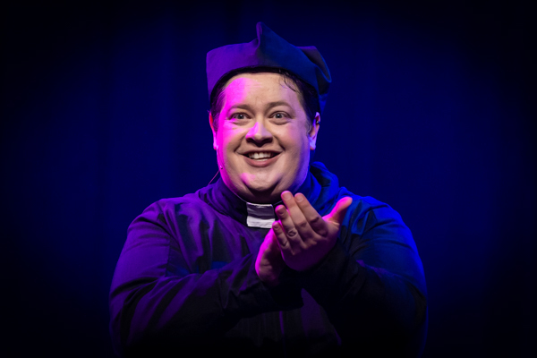 Photos: First Look at MTVarts' SISTER ACT Image