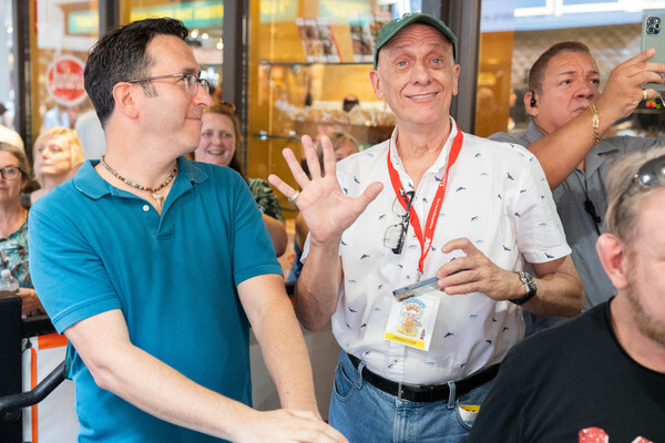 Photos: Inside the 25th Annual BROADWAY BARKS Adoption Event Image