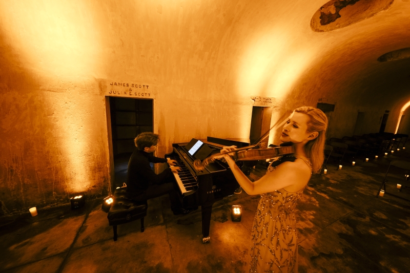 Review: ELDBJØRG HEMSING PERFORMS 'ARCTIC' AT DEATH OF CLASSICAL at Green-Wood Cemetery Image