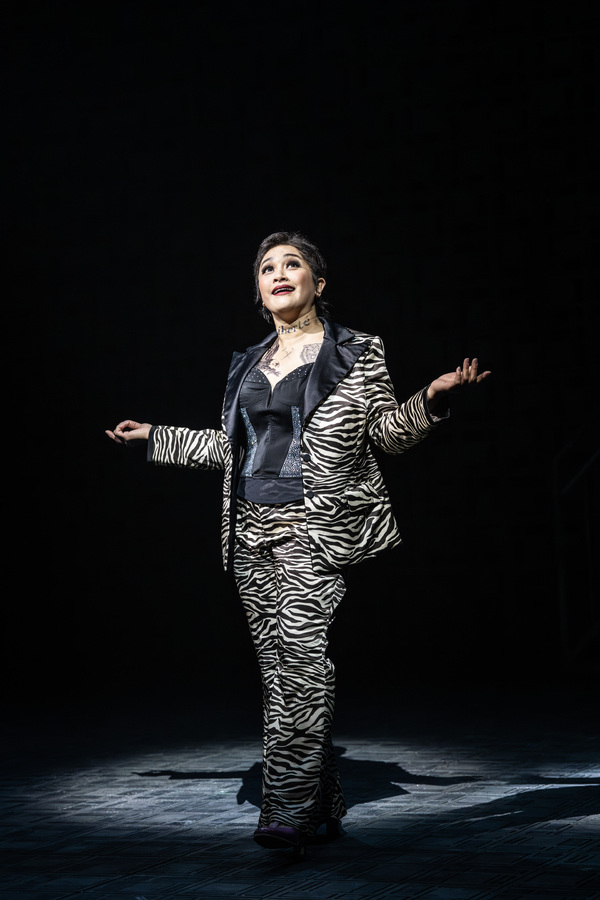 Photos: First Look at Non-Replica MISS SAIGON with the First Female Engineer Image