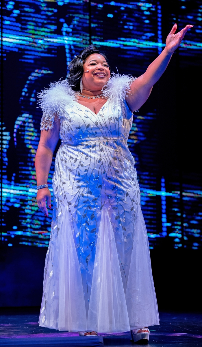 Review: DREAMGIRLS at New Theatre & Restaurant Image