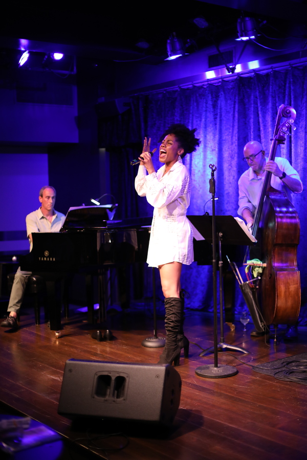 Photos: THE LINEUP WITH SUSIE MOSHER From July 11th Looking Good At Birdland Theater Image