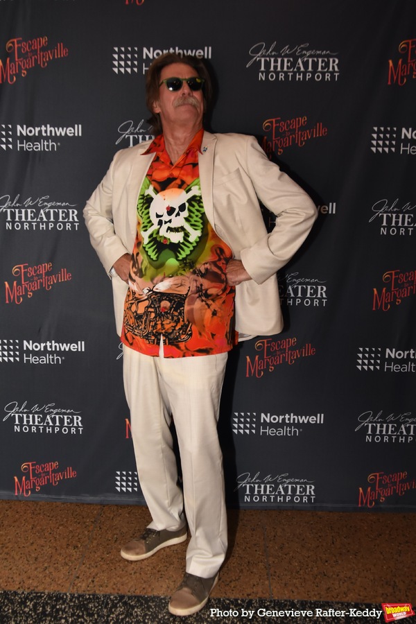 Photos: The Cast of ESCAPE TO MARGARITAVILLE Celebrates Opening Night 