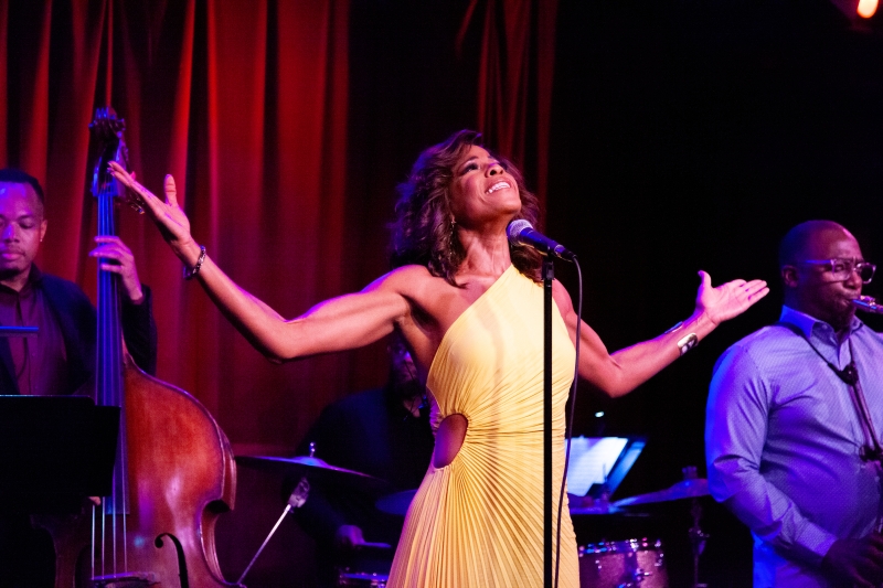 Review: NICOLE HENRY Packs The House For Birdland Debut Image