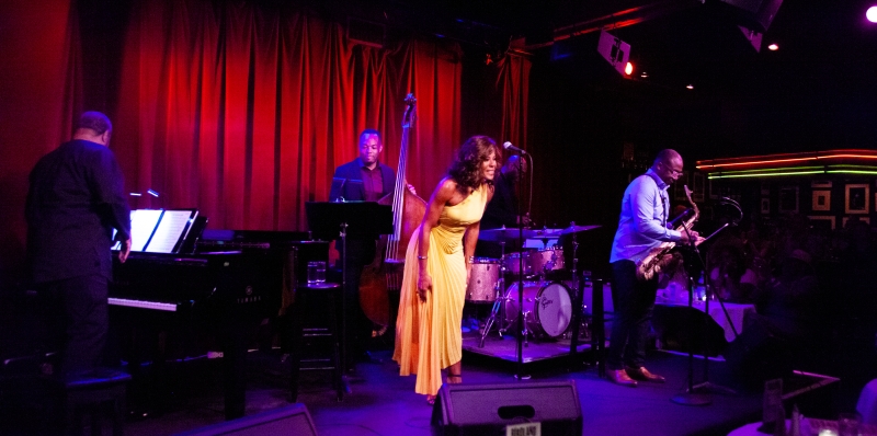 Review: NICOLE HENRY Packs The House For Birdland Debut Image