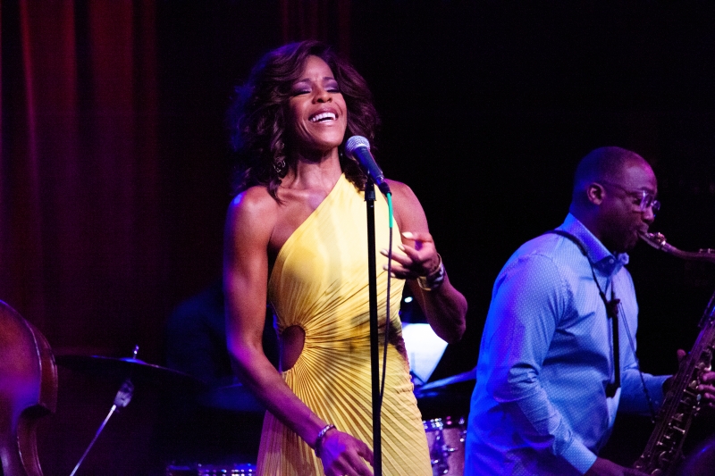 Review: NICOLE HENRY Packs The House For Birdland Debut Image