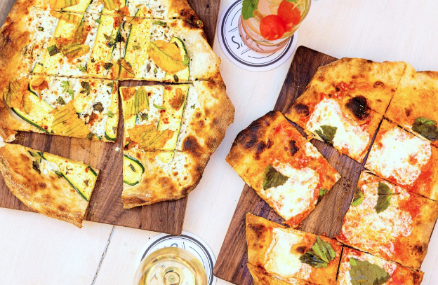 Review: GILLIGAN'S in SoHo-The Beachy Bar and Restaurant Delights Image
