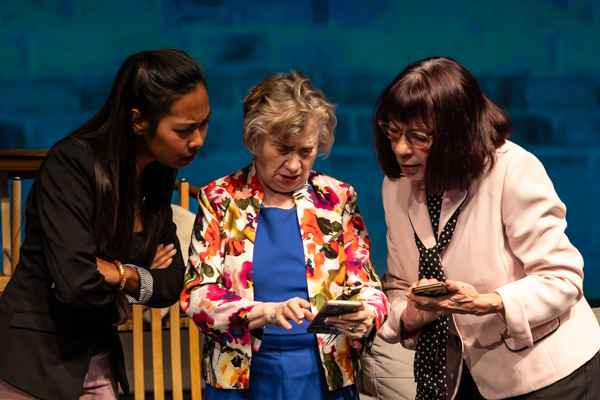 Photos: First look at Evolution Theatre Company's ONE SHOW TWO PLAYS Image