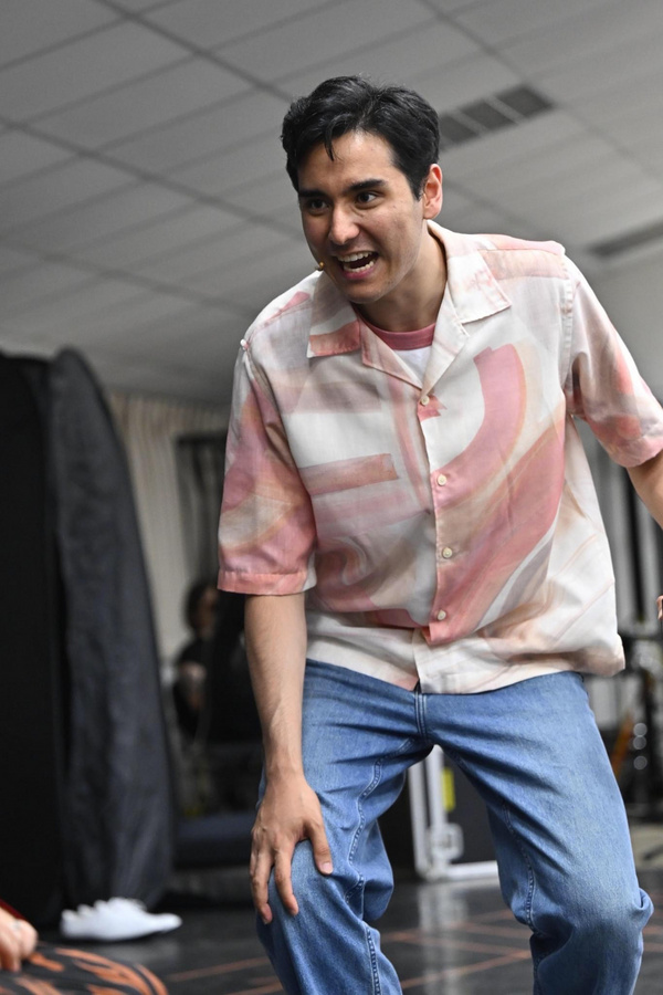 Photos: In Rehearsal For NEXT TO NORMAL in Taiwan Image
