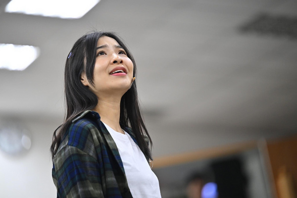 Photos: In Rehearsal For NEXT TO NORMAL in Taiwan Image