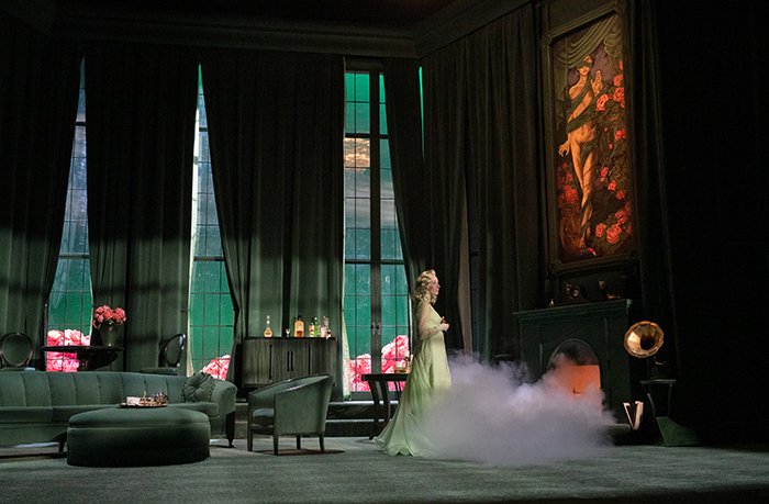 Review: BLITHE SPIRIT at Shaw Festival 