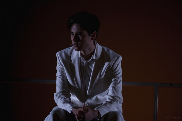 Photos: NEXT TO NORMAL Debuts In Taiwan At The National Taichung Theater Image