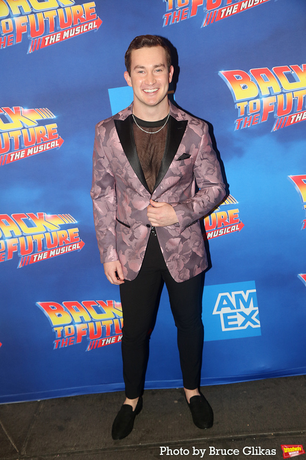 Photos: The Cast of BACK TO THE FUTURE Walks The Red Carpet For Their Gala Performance Image