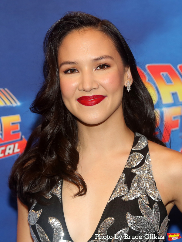 Photos: The Cast of BACK TO THE FUTURE Walks The Red Carpet For Their Gala Performance Image