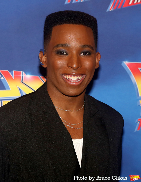 Photos: The Cast of BACK TO THE FUTURE Walks The Red Carpet For Their Gala Performance Image