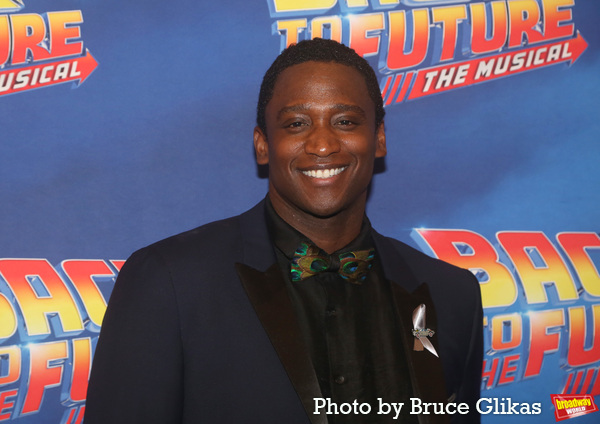 Photos: The Cast of BACK TO THE FUTURE Walks The Red Carpet For Their Gala Performance Image