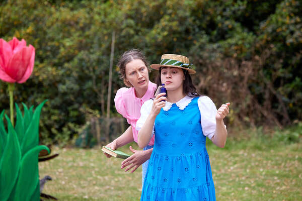 Photos: First Look at ALICE IN WONDERLAND at Theatre on Kew  Image