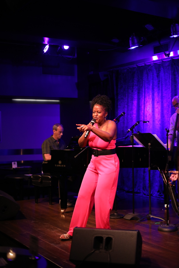 Photos: THE LINEUP WITH SUSIE MOSHER Features Surprise Performance By Marilyn Maye Image
