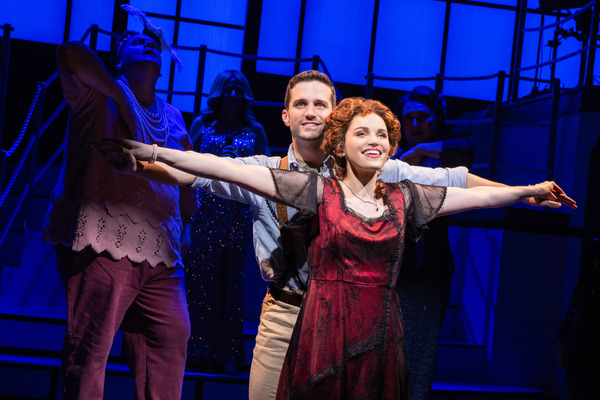 Photos: First Look at Jackie Burns as Céline Dion in TITANIQUE Image