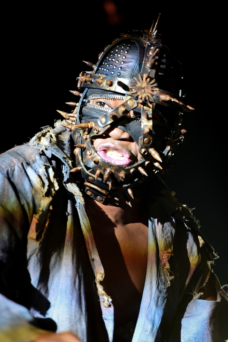 'Electro Opera' IRON – THE MAN IN THE IRON MASK Breaks the Li-mits Between Stage and Audience 