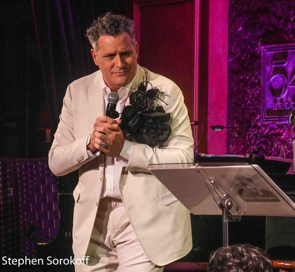 Photos: Isaac Mizrahi Performs at 54 Below Image