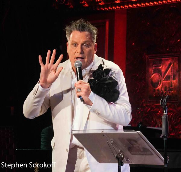 Photos: Isaac Mizrahi Performs at 54 Below Image
