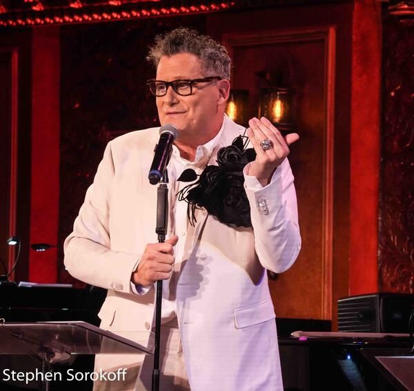 Photos: Isaac Mizrahi Performs at 54 Below Image