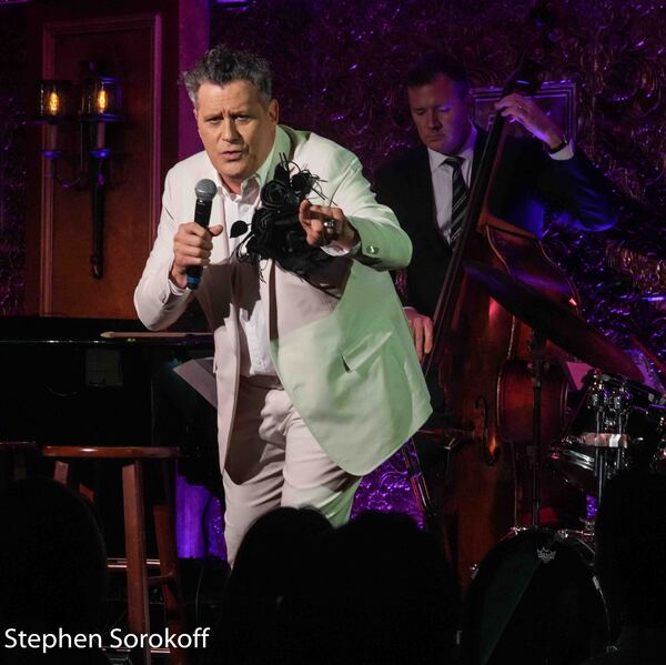 Photos: Isaac Mizrahi Performs at 54 Below Image