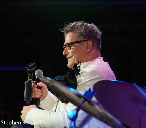 Photos: Isaac Mizrahi Performs at 54 Below Image