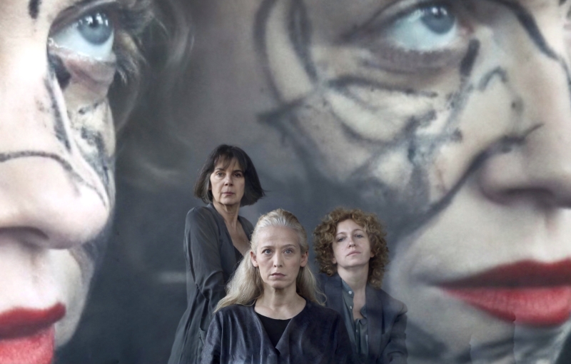 Review: BECKETT.WOMEN. At HERE Arts Center Image