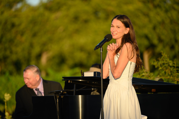 Photos: Sutton Foster Performs at Peju Winery as Part of Broadway and Vine's Summer 2023 Season Image