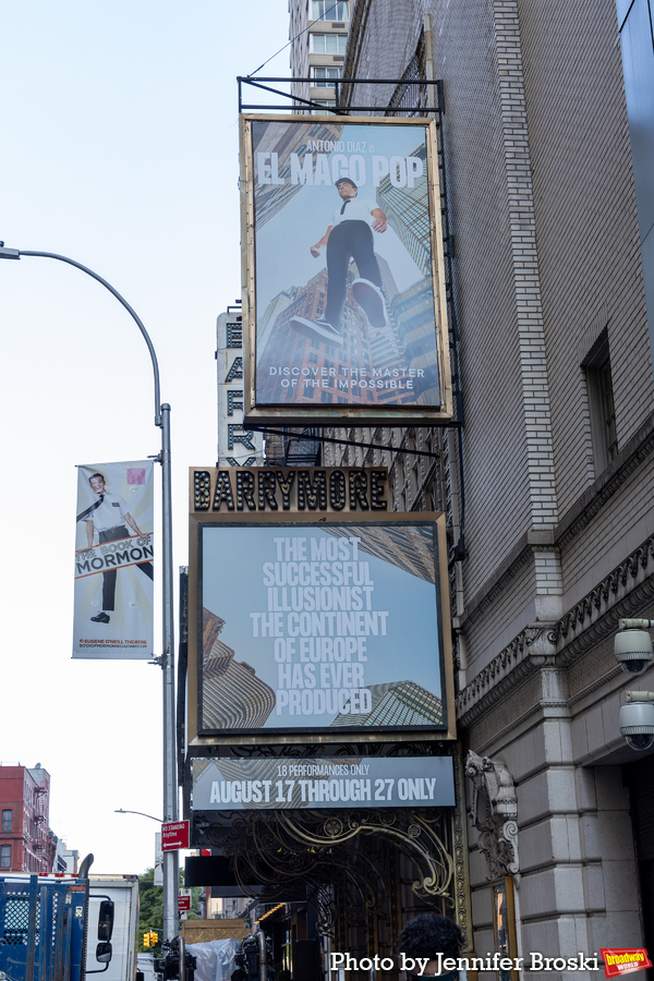 Up on the Marquee: EL MAGO POP Image