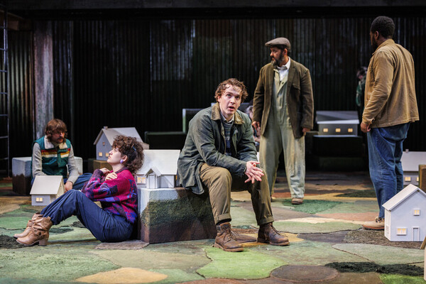 Photos/Video: First Look at The Royal Shakespeare Company's FALKLAND SOUND Image