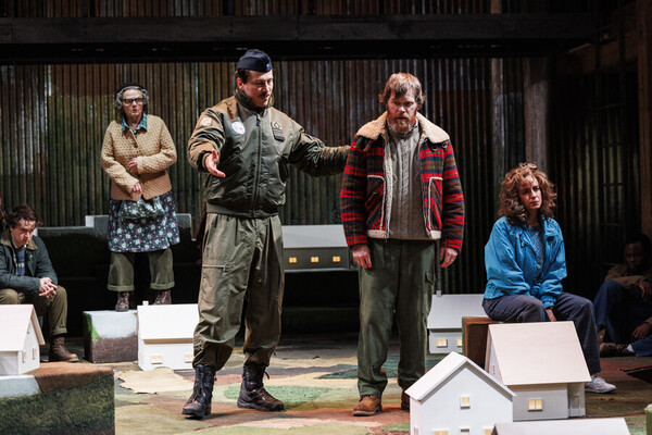 Photos/Video: First Look at The Royal Shakespeare Company's FALKLAND SOUND Image