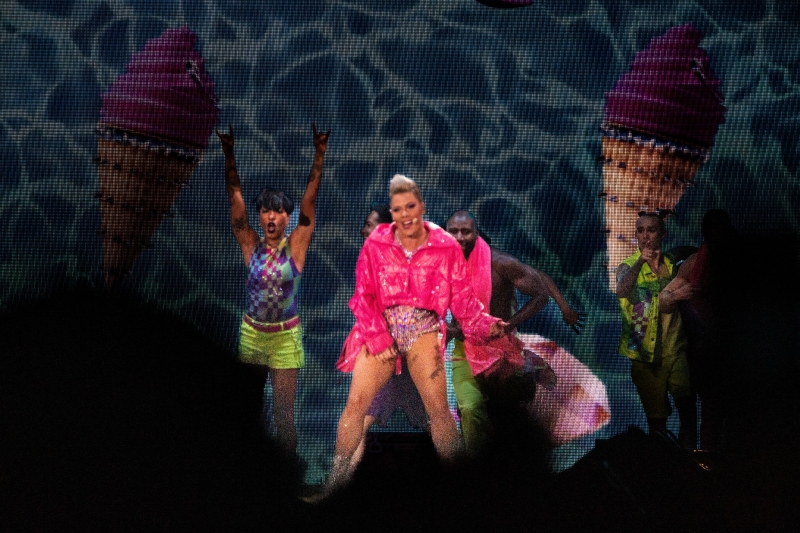 Review: P!NK AT TARGET FIELD at Target Field Image