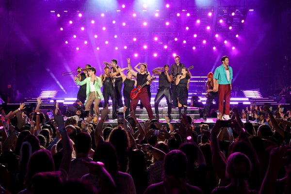 Photos: Jonas Brothers Kick Off 'The Tour' at Yankee Stadium Image