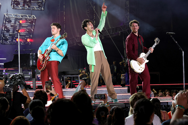 Photos: Jonas Brothers Kick Off 'The Tour' at Yankee Stadium Image