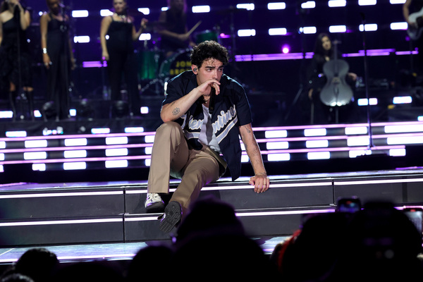 Photos: Jonas Brothers Kick Off 'The Tour' at Yankee Stadium Image