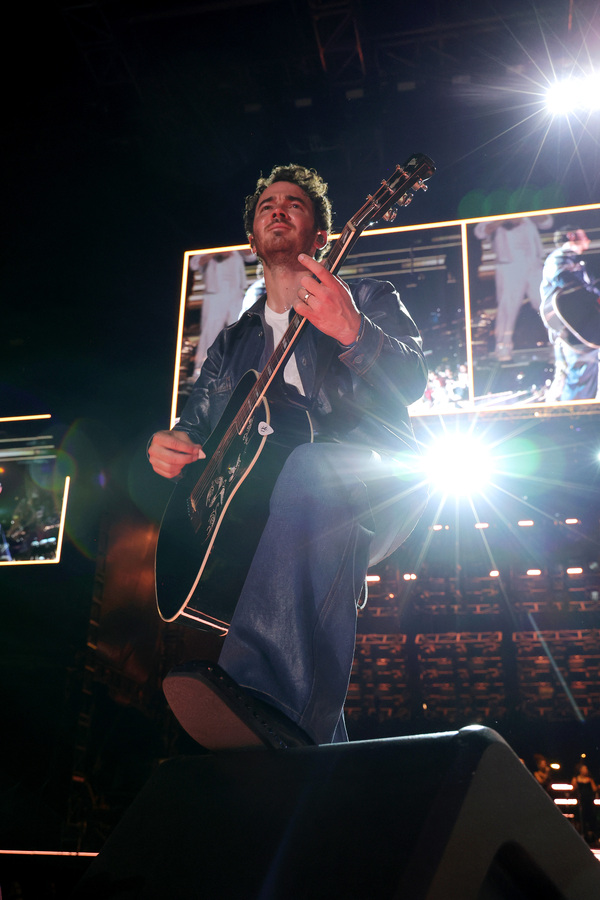 Photos: Jonas Brothers Kick Off 'The Tour' at Yankee Stadium Image