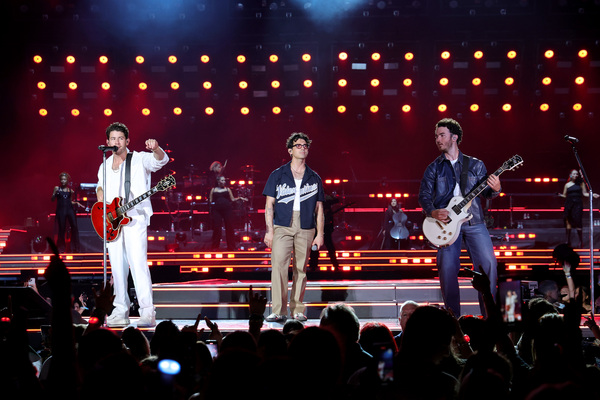 Photos: Jonas Brothers Kick Off 'The Tour' at Yankee Stadium Image